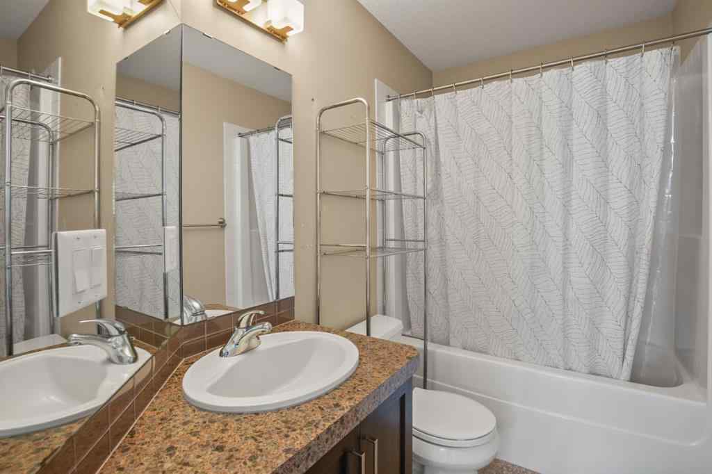 MLS® A2246585 - 130 Larsen Crescent  in Lonsdale Red Deer, Residential