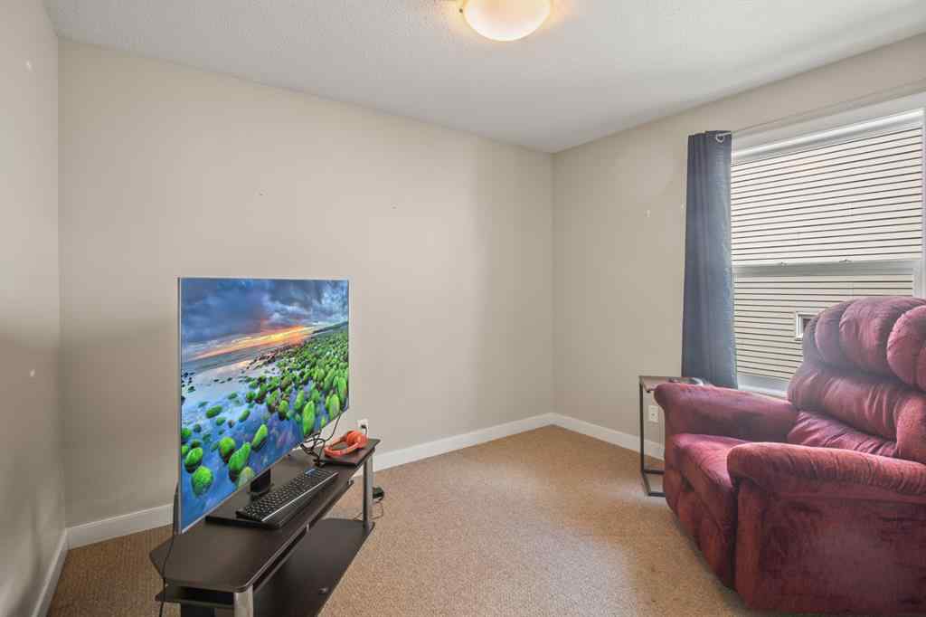 MLS® A2246585 - 130 Larsen Crescent  in Lonsdale Red Deer, Residential
