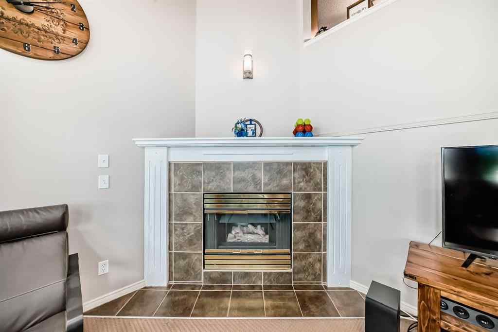 MLS® A2246602 - 104 Kingsland Court SW in Kingsland Calgary, Residential