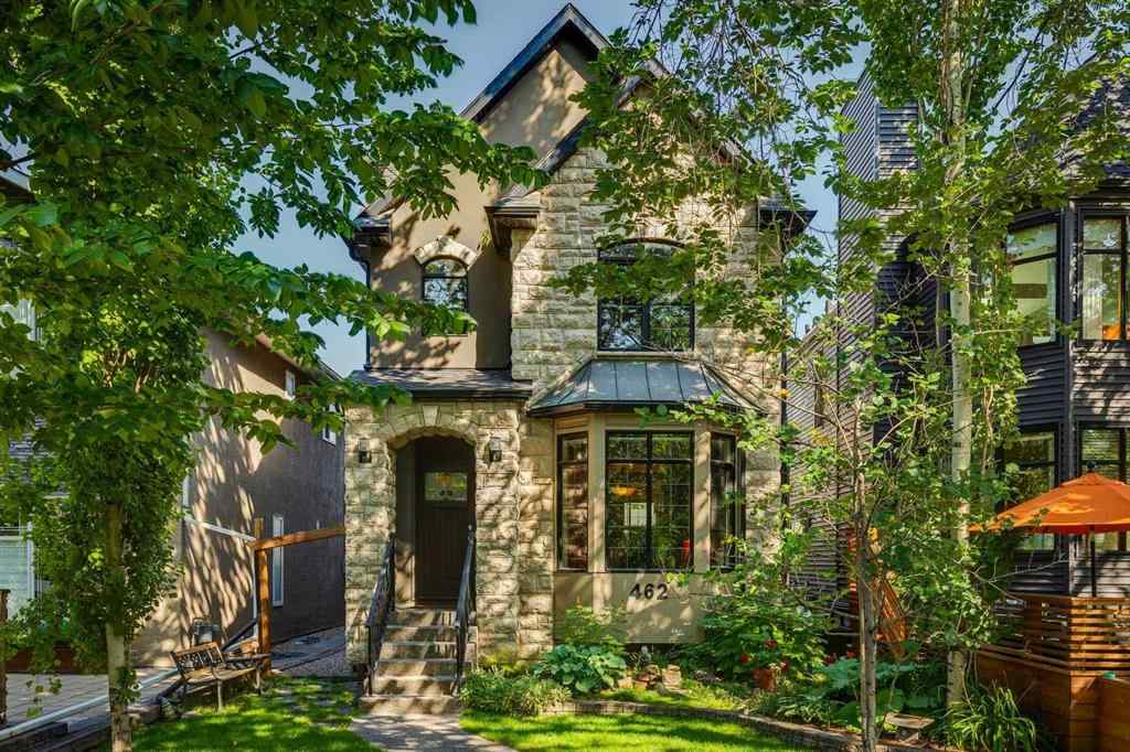 MLS® A2246604 - 462 12 Street NW in Hillhurst Calgary, Residential