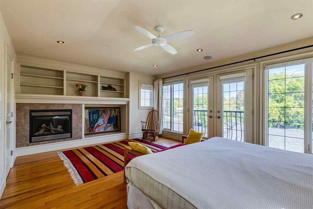 MLS® A2246604 - 462 12 Street NW in Hillhurst Calgary, Residential