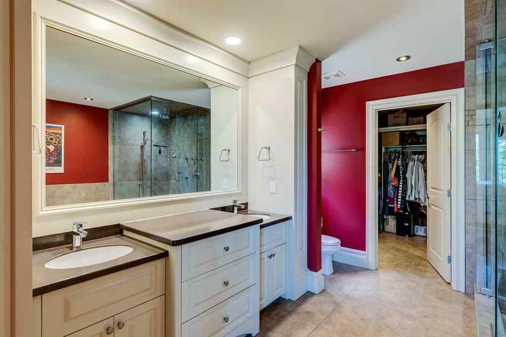 MLS® A2246604 - 462 12 Street NW in Hillhurst Calgary, Residential