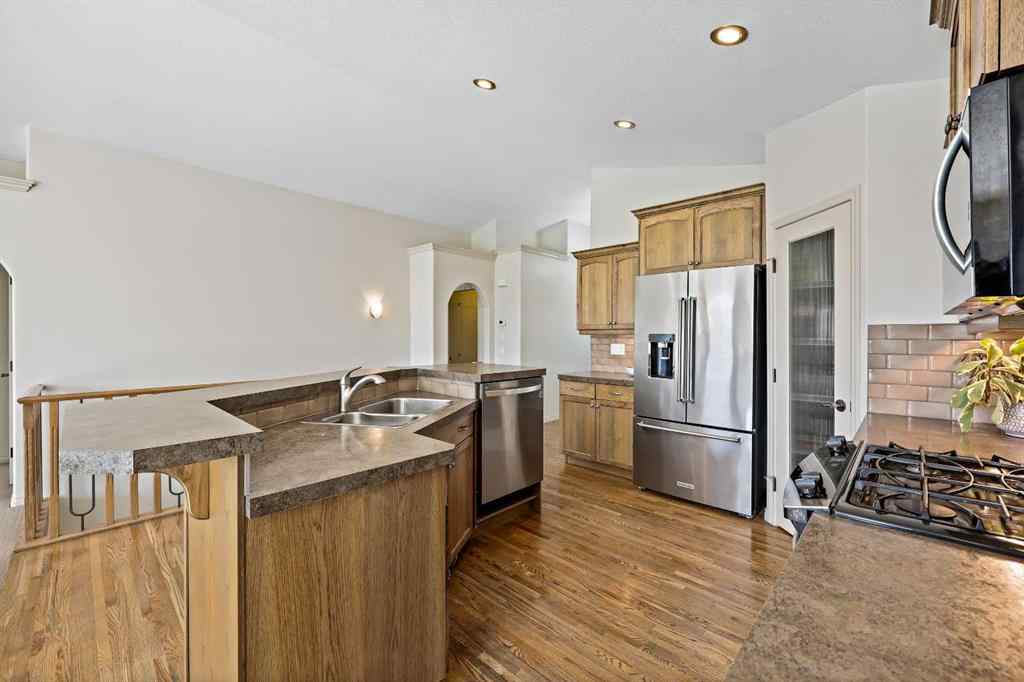 MLS® A2246606 - 967 Bayside Drive SW in Bayside Airdrie, Residential