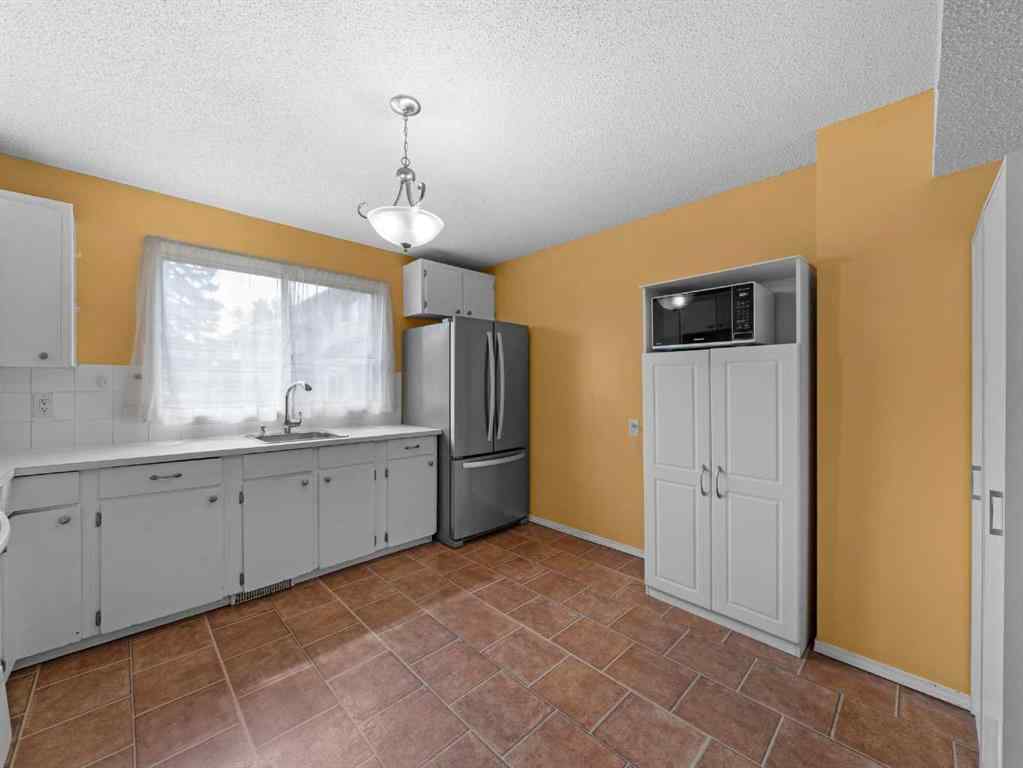MLS® A2246607 - Unit #1037 3235 56 Street NE in Pineridge Calgary, Residential