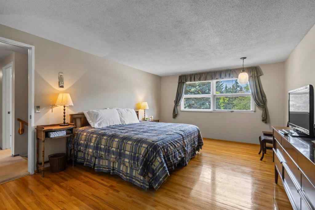 MLS® A2246611 - 111 Canata Close SW in Canyon Meadows Calgary, Residential