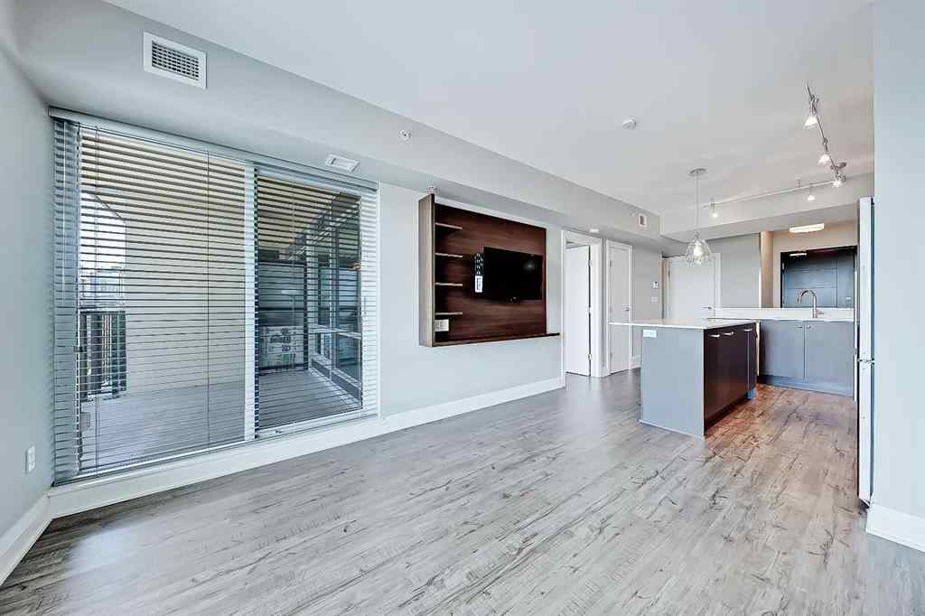 MLS® A2246613 - Unit #2404 930 6 Avenue SW in Downtown Commercial Core Calgary, Residential