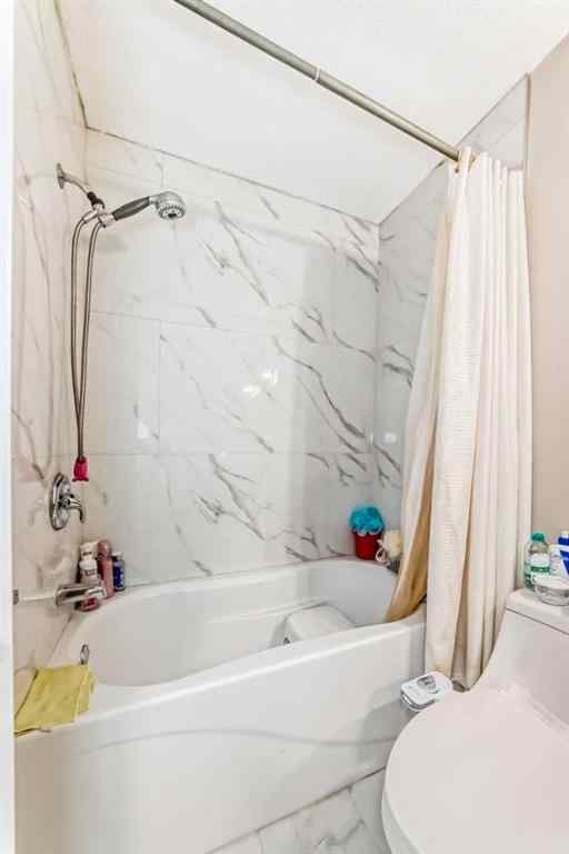 MLS® A2246621 - 7 Martinview Crescent  in Martindale Calgary, Residential