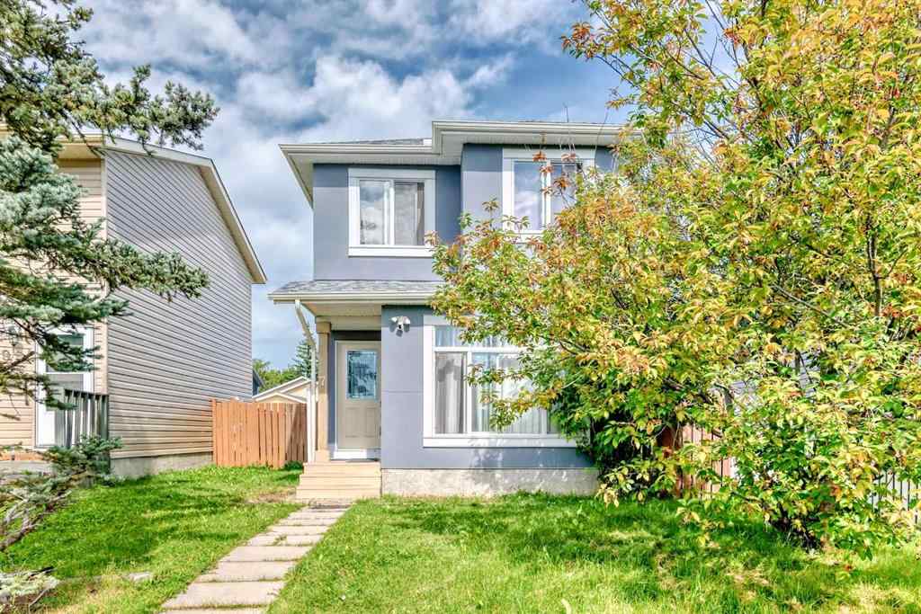 MLS® A2246621 - 7 Martinview Crescent  in Martindale Calgary, Residential