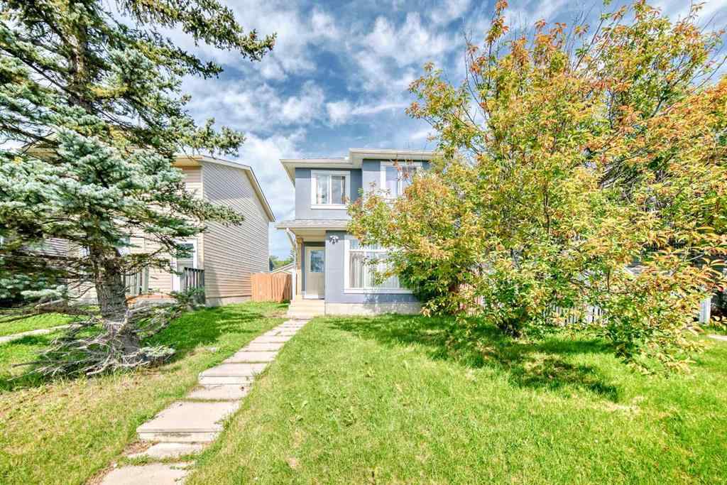 MLS® A2246621 - 7 Martinview Crescent  in Martindale Calgary, Residential