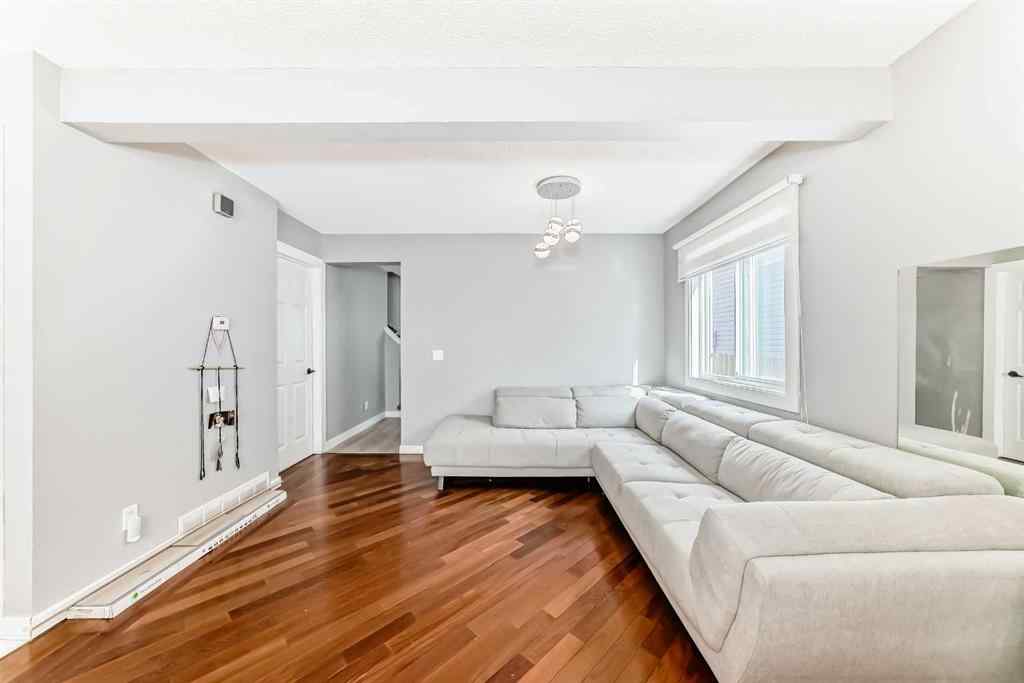 MLS® A2246621 - 7 Martinview Crescent  in Martindale Calgary, Residential
