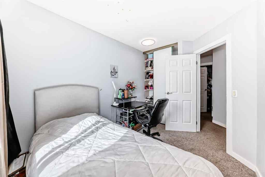 MLS® A2246621 - 7 Martinview Crescent  in Martindale Calgary, Residential