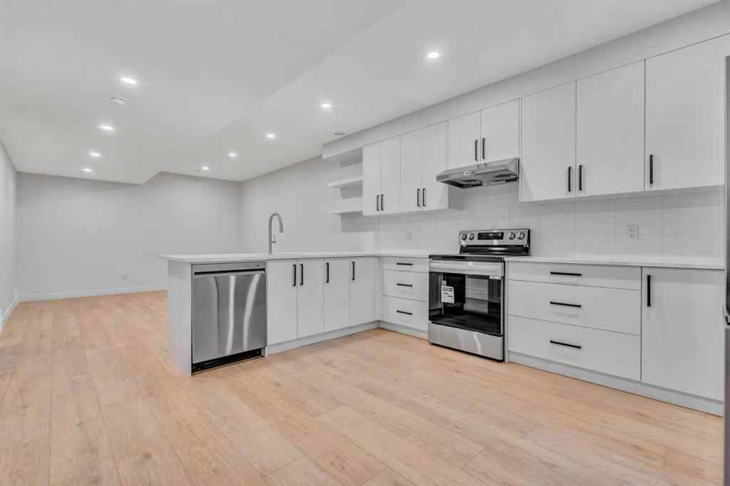 MLS® A2246627 - 2032 29 Street SW in Killarney/Glengarry Calgary, Residential