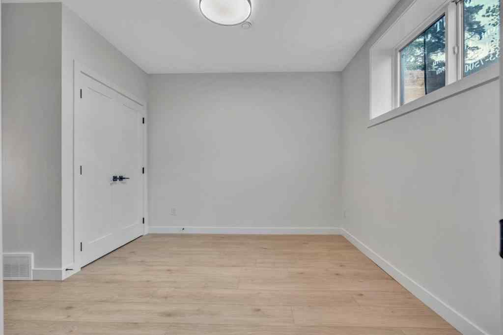 MLS® A2246627 - 2032 29 Street SW in Killarney/Glengarry Calgary, Residential