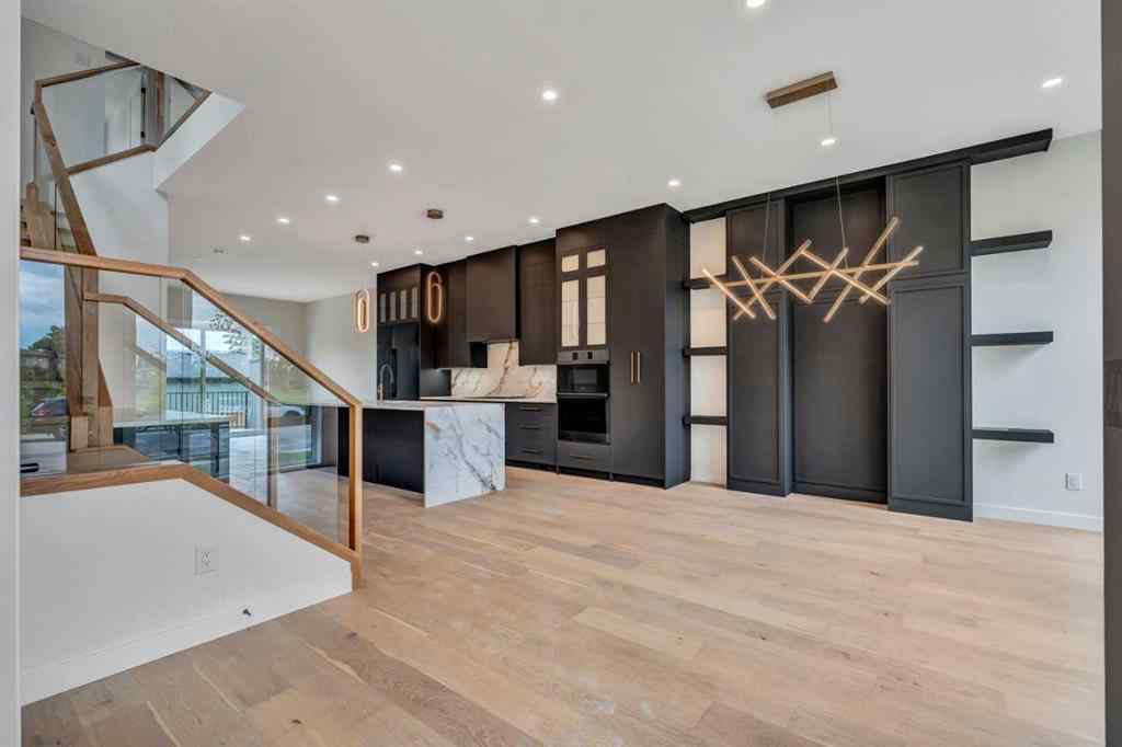 MLS® A2246627 - 2032 29 Street SW in Killarney/Glengarry Calgary, Residential