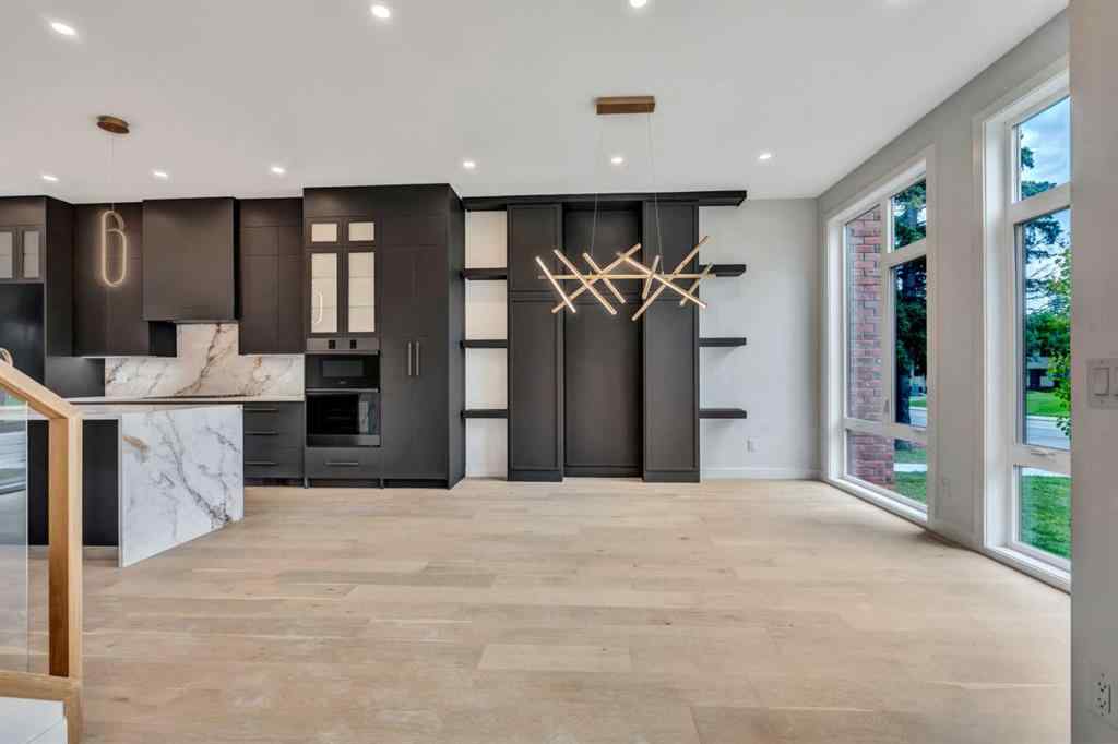 MLS® A2246627 - 2032 29 Street SW in Killarney/Glengarry Calgary, Residential