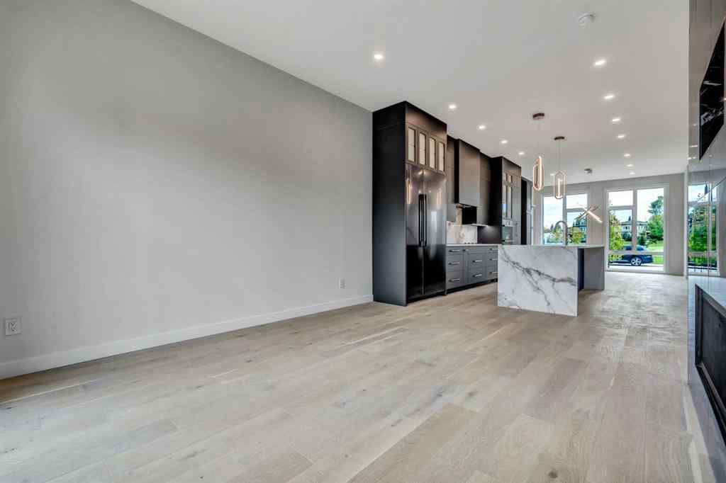 MLS® A2246627 - 2032 29 Street SW in Killarney/Glengarry Calgary, Residential