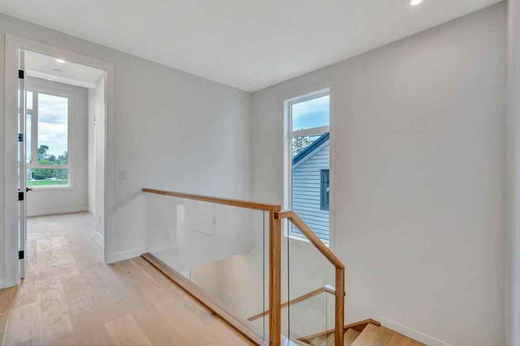 MLS® A2246627 - 2032 29 Street SW in Killarney/Glengarry Calgary, Residential