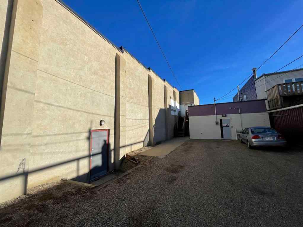 MLS® A2246629 - 131 2 Street W in Central Brooks, Commercial