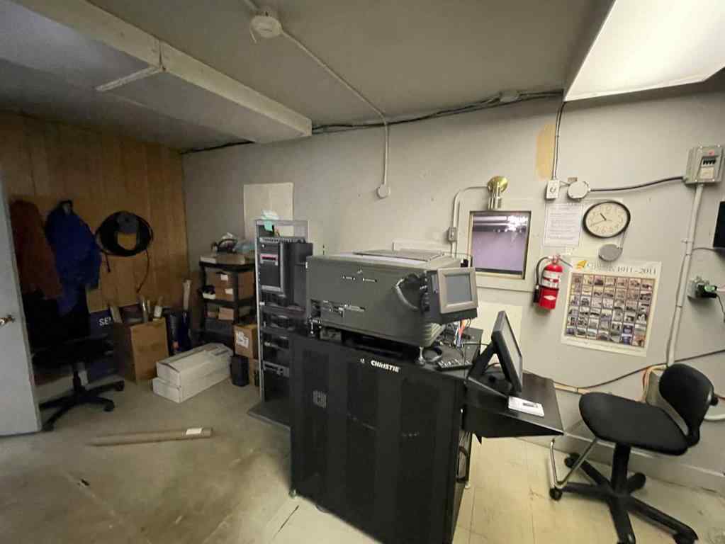 MLS® A2246629 - 131 2 Street W in Central Brooks, Commercial