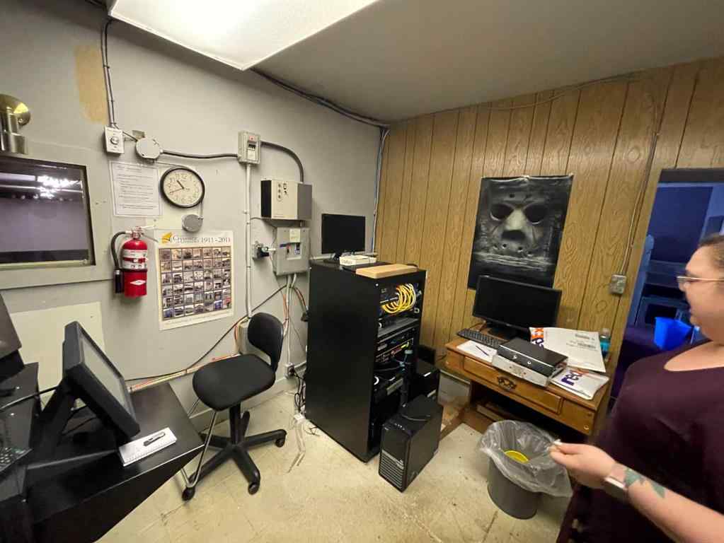 MLS® A2246629 - 131 2 Street W in Central Brooks, Commercial