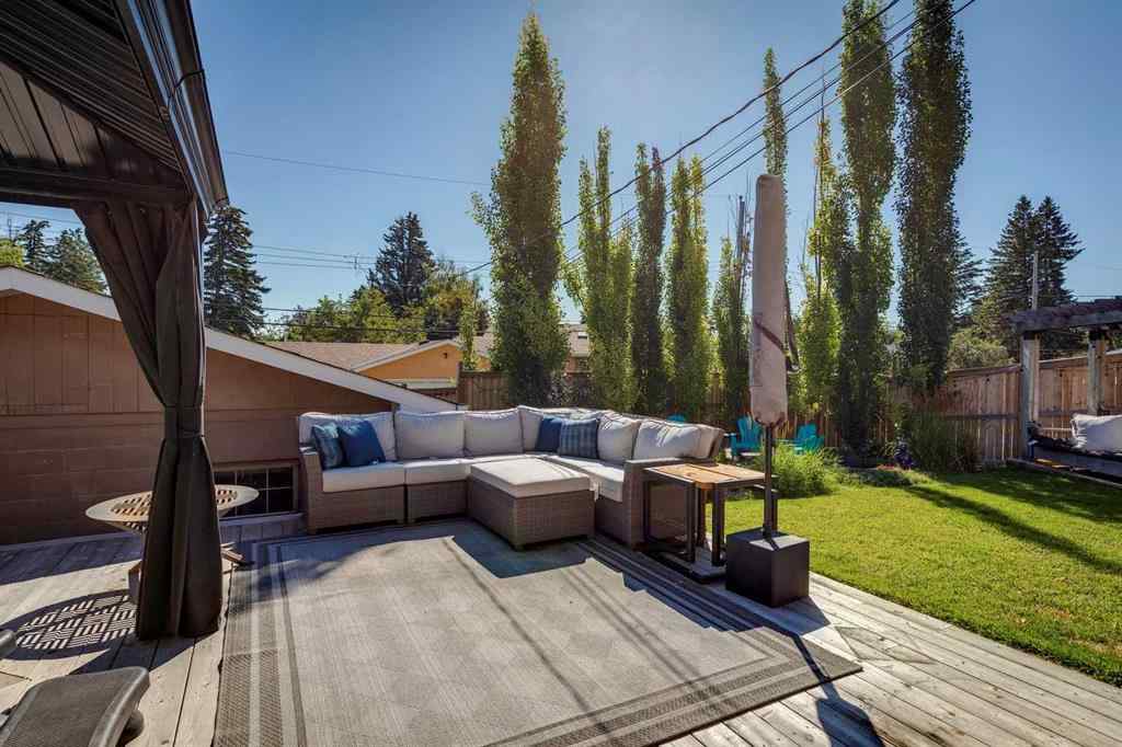 MLS® A2246633 - 1816 Glasgow Drive SW in Glendale Calgary, Residential