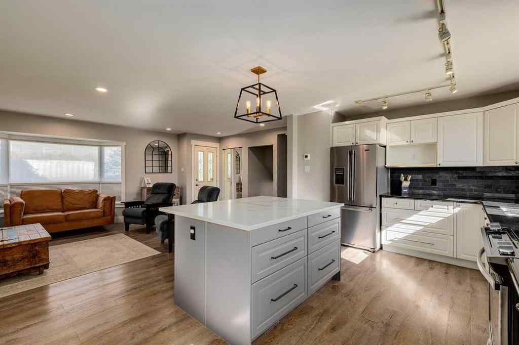 MLS® A2246633 - 1816 Glasgow Drive SW in Glendale Calgary, Residential