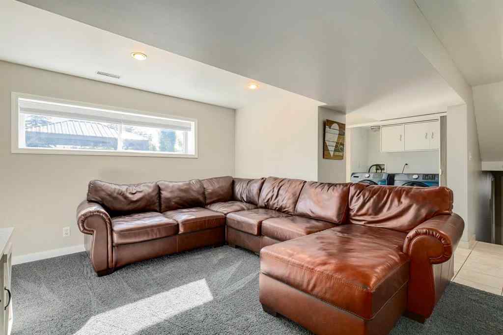 MLS® A2246633 - 1816 Glasgow Drive SW in Glendale Calgary, Residential