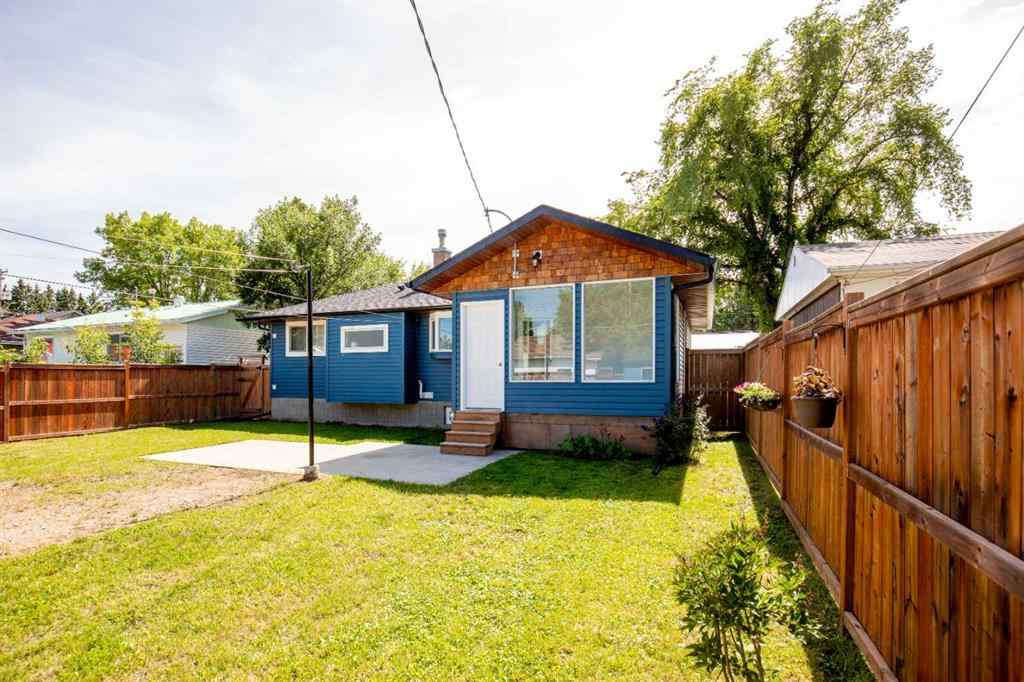 MLS® A2246637 - 4912 43 Street  in Central Innisfail Innisfail, Residential