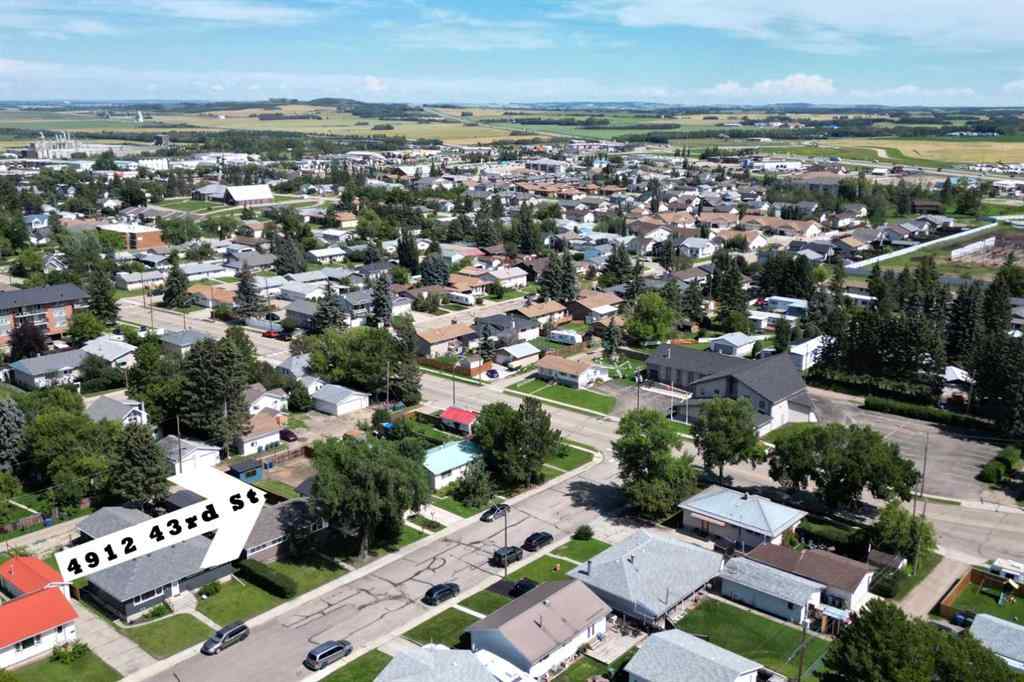 MLS® A2246637 - 4912 43 Street  in Central Innisfail Innisfail, Residential
