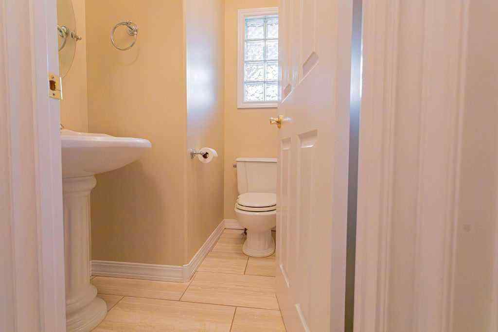 MLS® A2246639 - 1926 8 Avenue  in NONE Wainwright, Residential