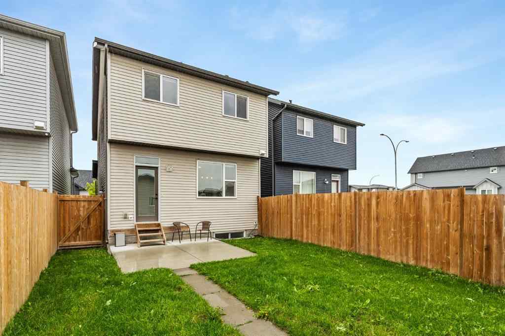 MLS® A2246641 - 422 Walgrove Way SE in Walden Calgary, Residential