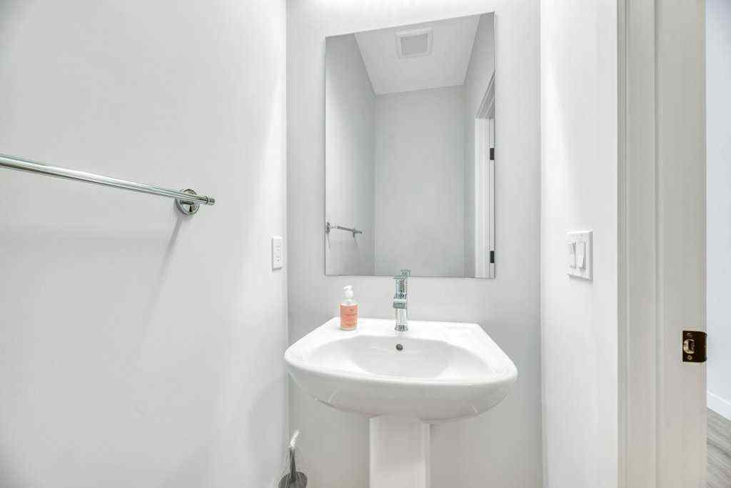 MLS® A2246644 - 75 Amblehurst Link NW in Moraine Calgary, Residential
