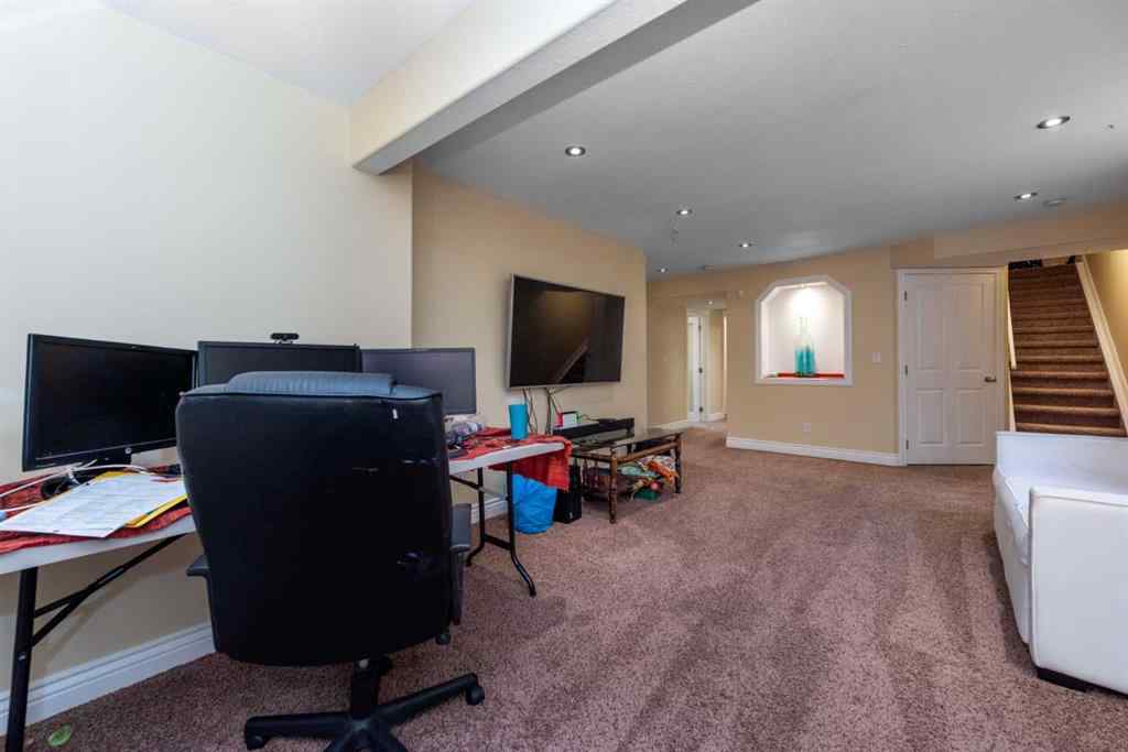 MLS® A2246653 - 5 Everwoods Close SW in Evergreen Calgary, Residential
