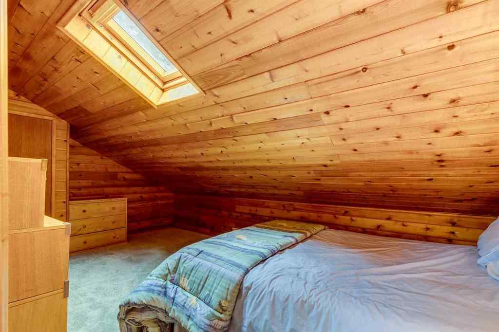 MLS® A2246657 - 28 Wolf Drive  in Redwood Meadows Rural Rocky View County, Residential