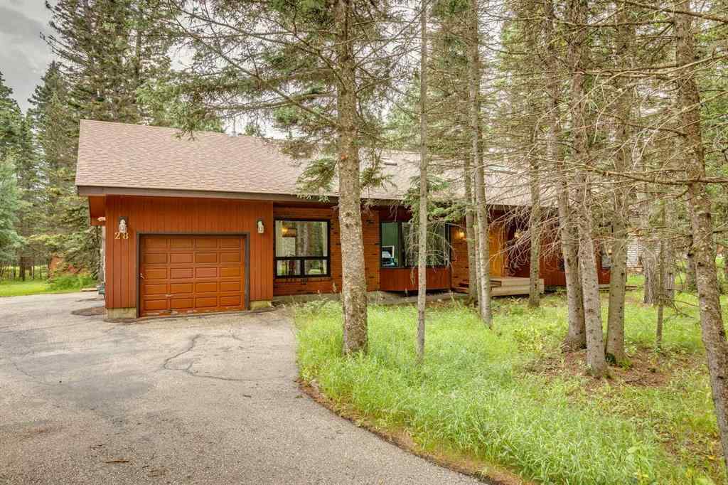 MLS® A2246657 - 28 Wolf Drive  in Redwood Meadows Rural Rocky View County, Residential