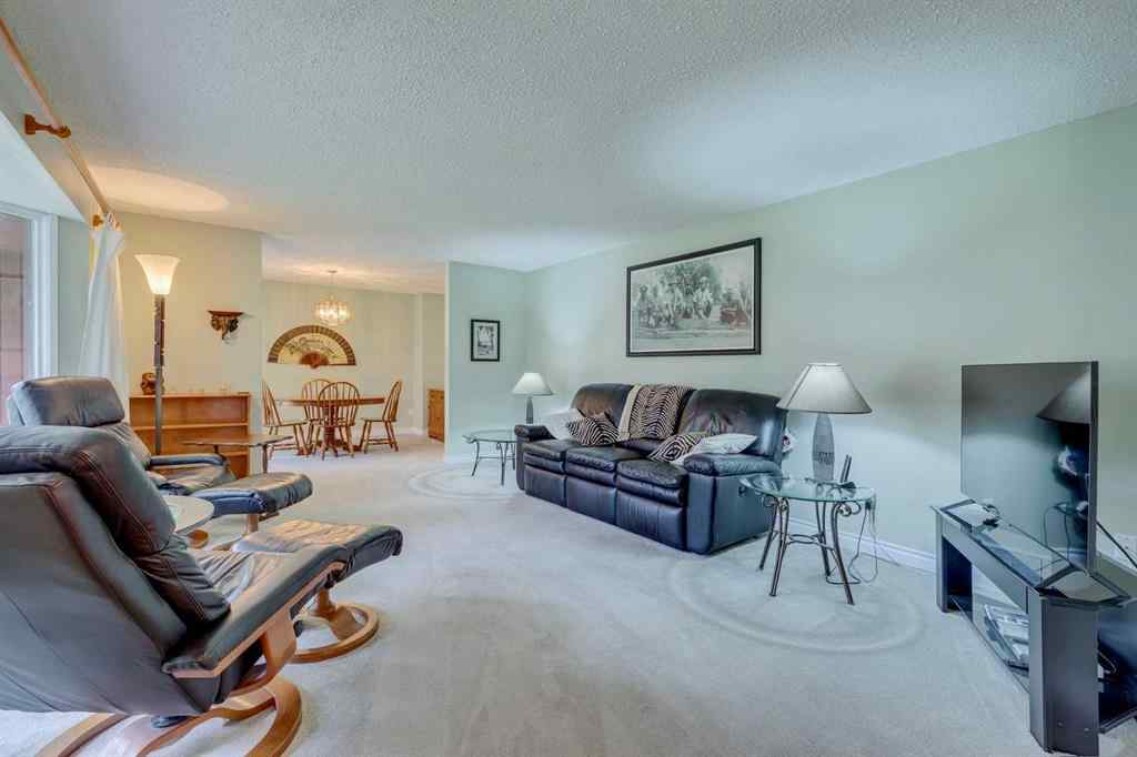 MLS® A2246657 - 28 Wolf Drive  in Redwood Meadows Rural Rocky View County, Residential