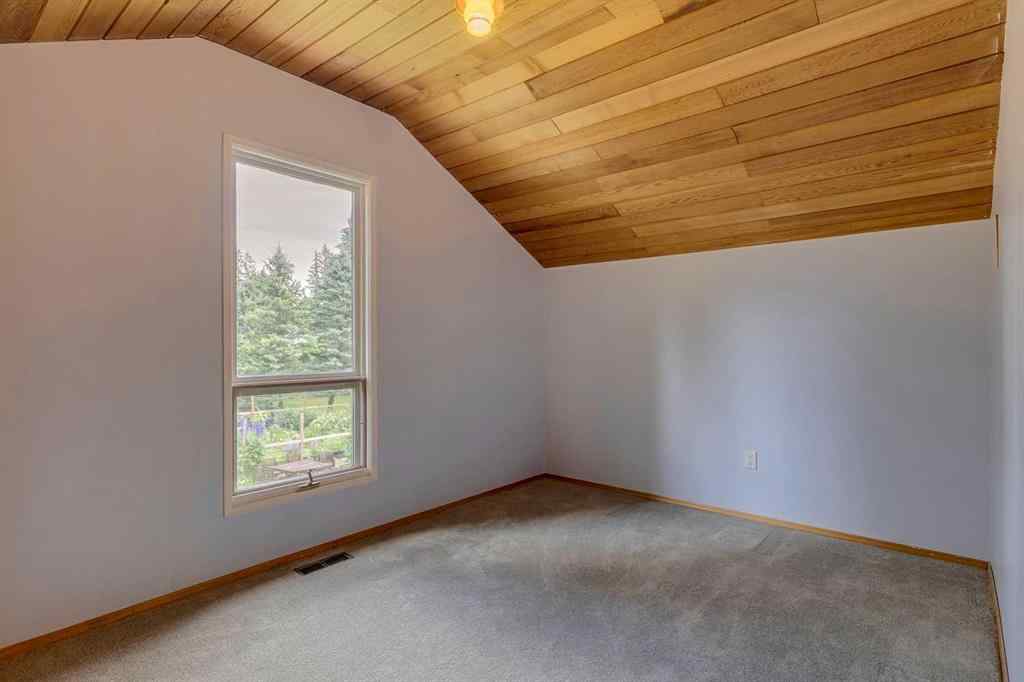 MLS® A2246657 - 28 Wolf Drive  in Redwood Meadows Rural Rocky View County, Residential