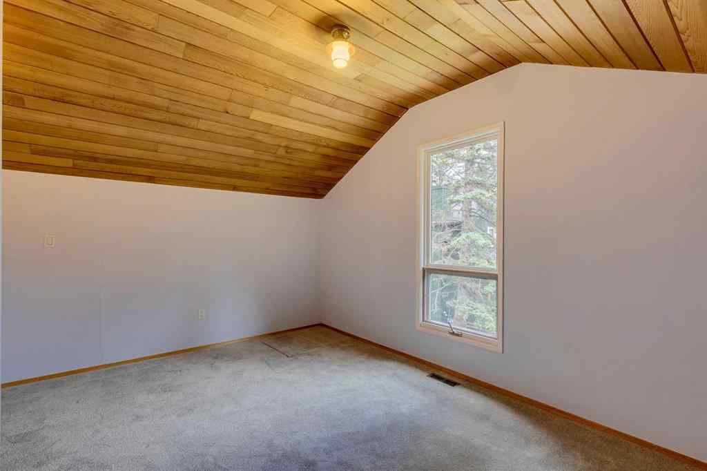 MLS® A2246657 - 28 Wolf Drive  in Redwood Meadows Rural Rocky View County, Residential