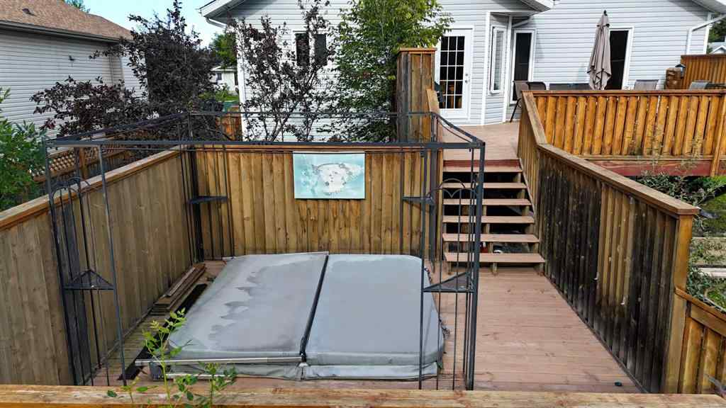 MLS® A2246667 - 1421 Edson Drive   in Edson Edson, Residential