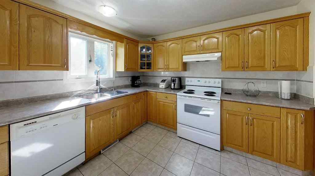 MLS® A2246667 - 1421 Edson Drive   in Edson Edson, Residential