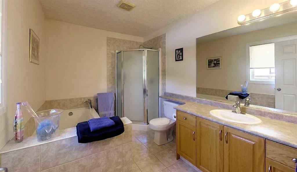 MLS® A2246667 - 1421 Edson Drive   in Edson Edson, Residential
