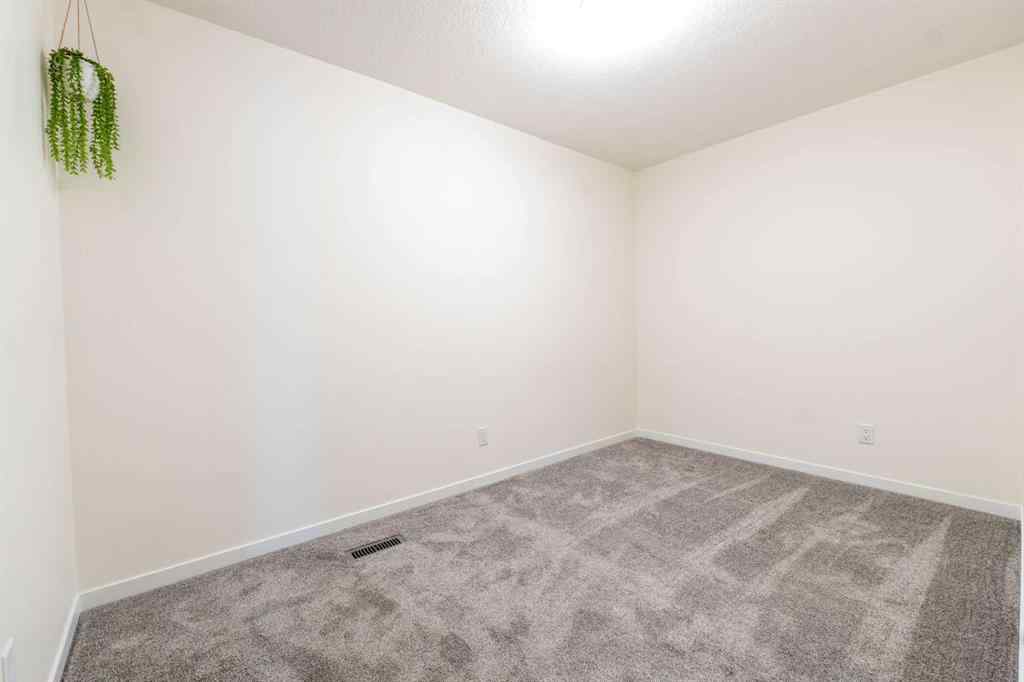 MLS® A2246674 - 763 South Point Heath SW in South Point Airdrie, Residential