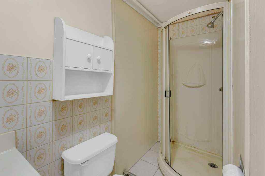 MLS® A2246690 - 4916 Norquay Drive NW in North Haven Calgary, Residential