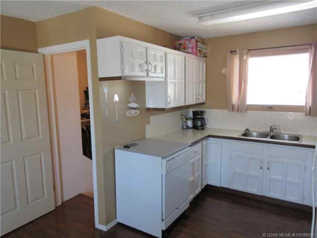 MLS® A2246700 - 6018 50 Street  in NONE Taber, Residential
