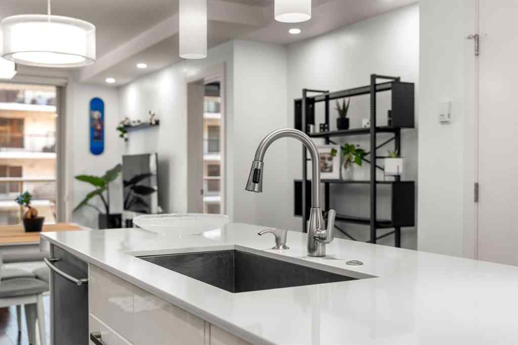 MLS® A2246710 - Unit #302 1029 15 Avenue SW in Beltline Calgary, Residential