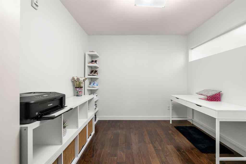 MLS® A2246710 - Unit #302 1029 15 Avenue SW in Beltline Calgary, Residential