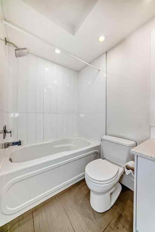 MLS® A2246712 - 1816 47 Street NW in Montgomery Calgary, Residential
