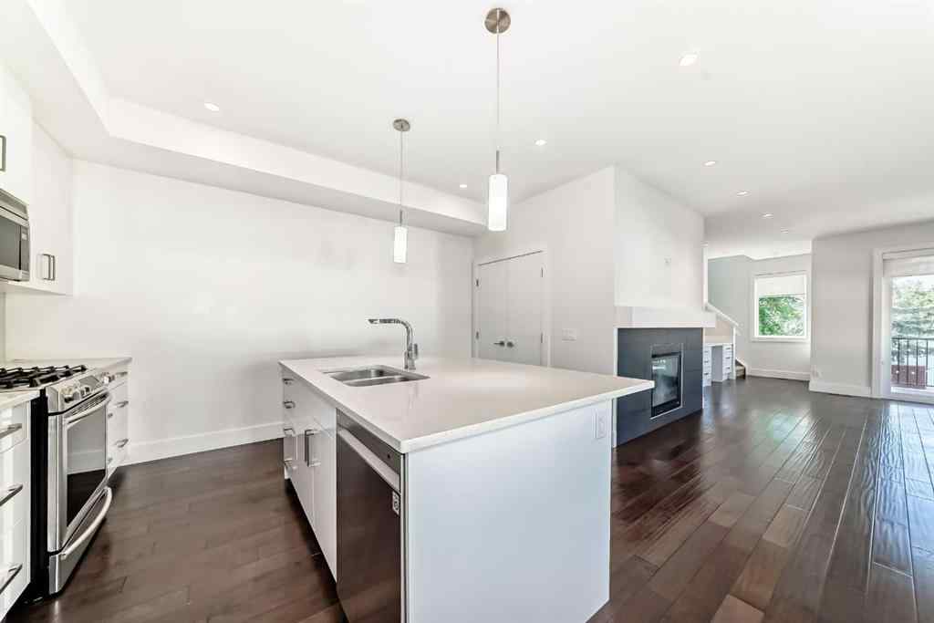 MLS® A2246712 - 1816 47 Street NW in Montgomery Calgary, Residential