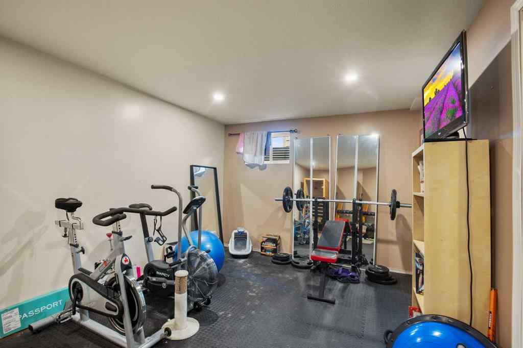 MLS® A2246714 - 5821 45 Avenue  in Downtown Lacombe Lacombe, Residential