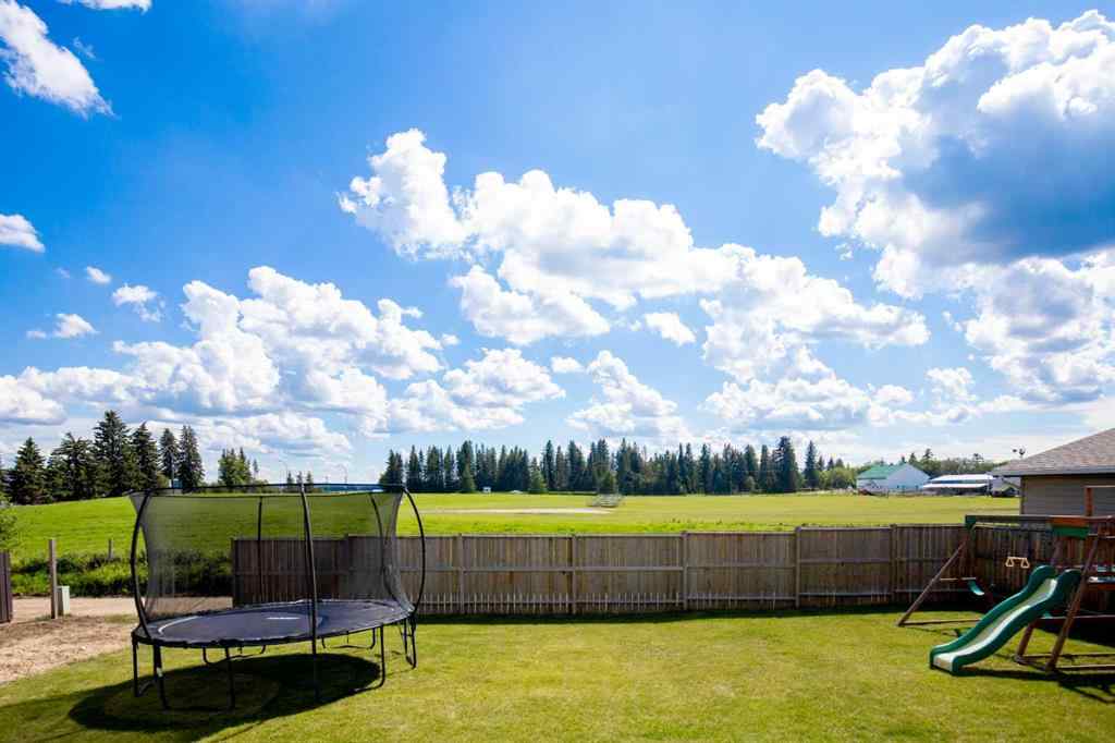 MLS® A2246714 - 5821 45 Avenue  in Downtown Lacombe Lacombe, Residential